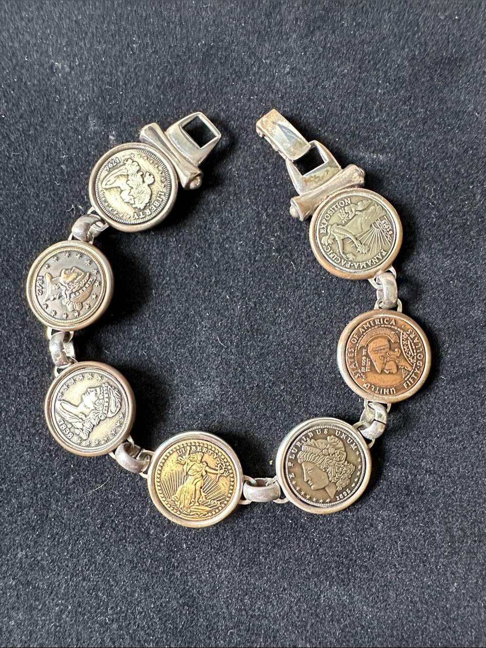 ReplicaLiberty Silver Coin Bracelet